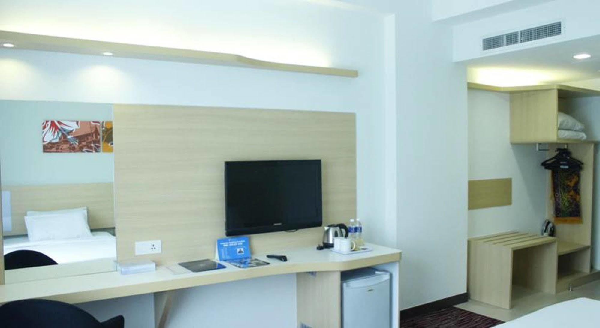 Prescott Hotel Kuala Lumpur Medan Tuanku Exterior photo